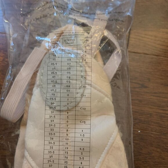 REPETTO Paris Soft Ballet Shoes with Split Sole Deep Peach Kids Size 36.5 France - Picture 6 of 8